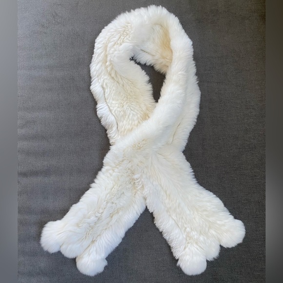 Accessories - White Genuine Rabbit Fur Scarf Like New